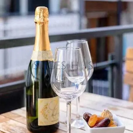 - En El Corazon De *